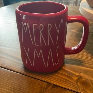 Rae Dunn MERRY XMAS red mug